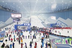 外媒：从赏雪雕到攀冰原 中国蓬勃发展的冰雪经济让寒冬变得“火热”